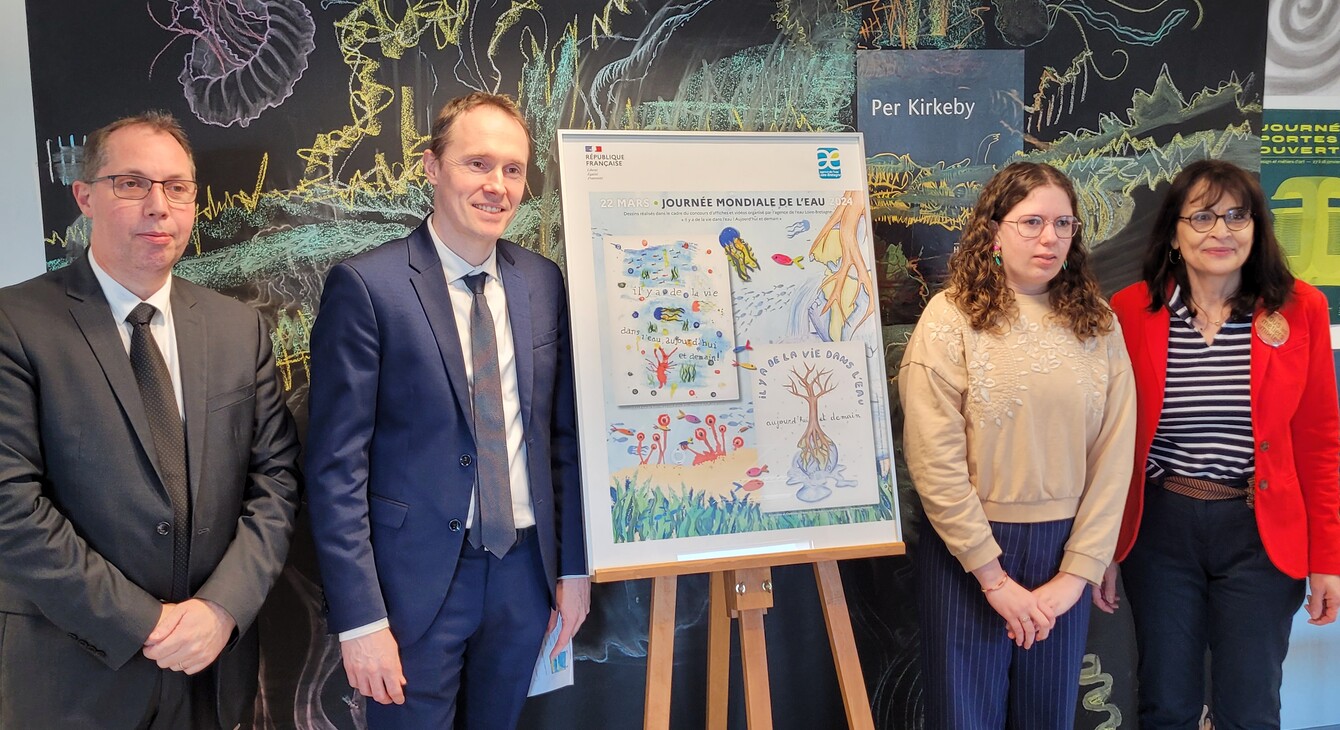 Remise prix Concours affiches "Il y a de la vie dans l'eau !" 2024