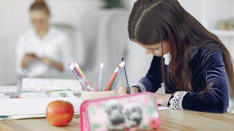 Enfant et trousse